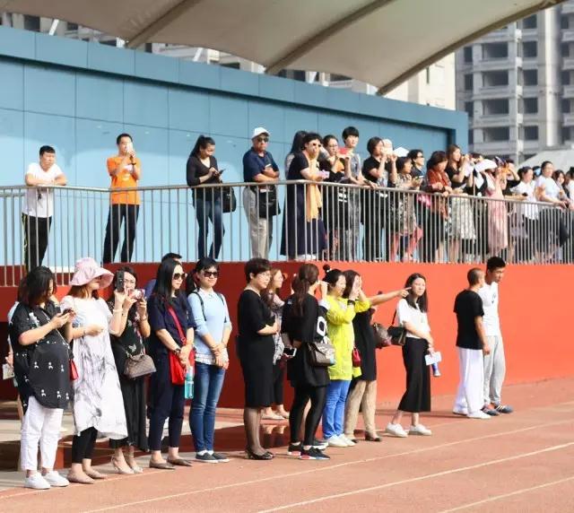 七彩童年 共育成长——记唐山博杰学校第二届科任课家长开放日活动